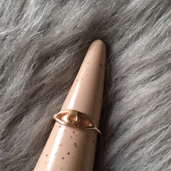 🧿 Rose Gold evil eye midi ring 🧿 NWT size 6 - Picture 3 of 7